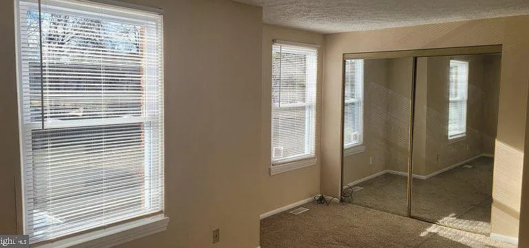 243 Vista Ct — Photo 3