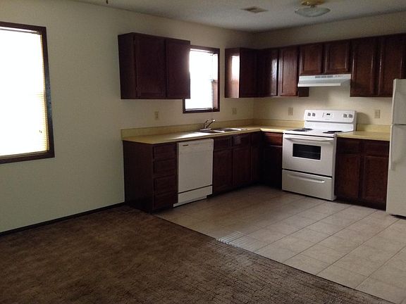 1242-A Kitchen_10022015