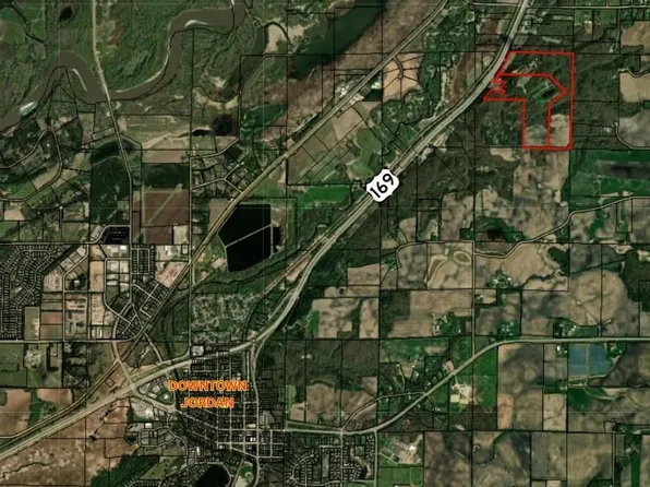 17471 Johnson Memorial Dr, Jordan, MN 55352