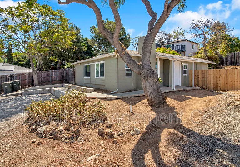 9105 Rosedale Dr — Photo 21