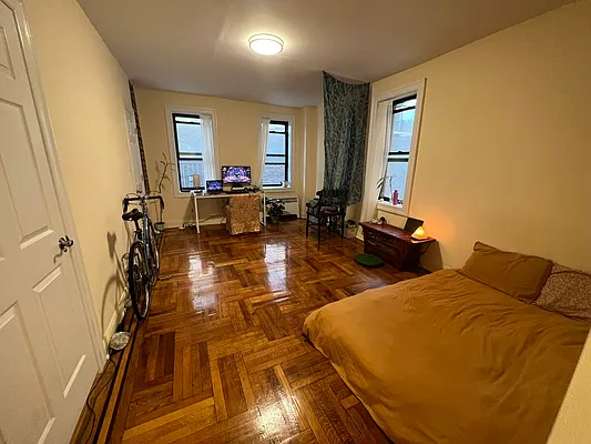 Rented by EXP Realty NYC | media 2