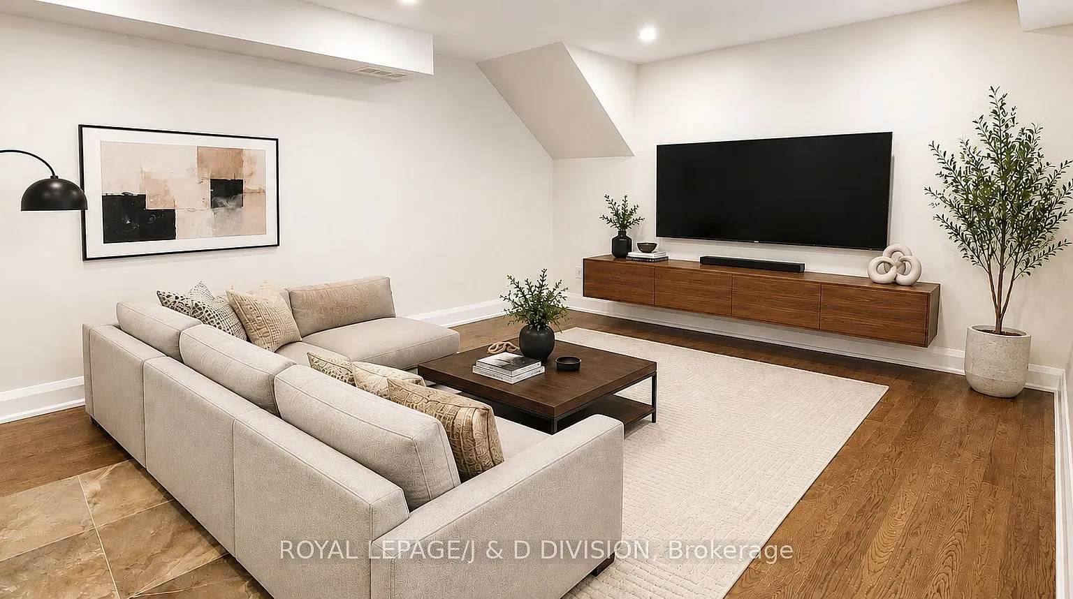 2 bed, $3,595 — Photo 1