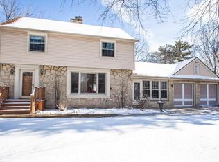 7036 N Berwyn Ave, Glendale, WI 53209