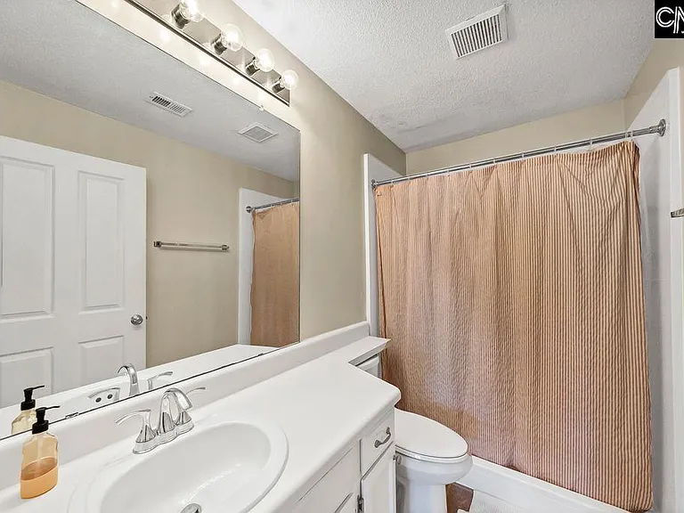 900 Taylor St #1-304 — Photo 10