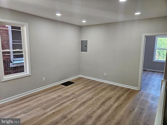 2nd image of 327 Rutherford Ave
