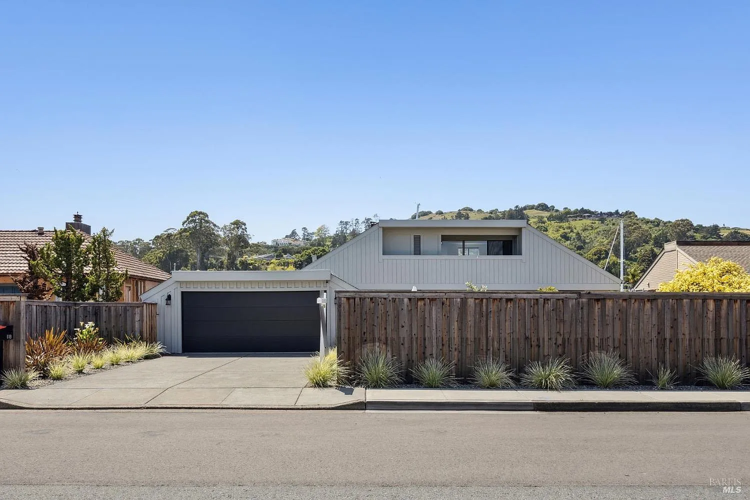 118 Saint Thomas Way photo 1