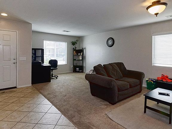 4th image of 9584 Peridot Ave