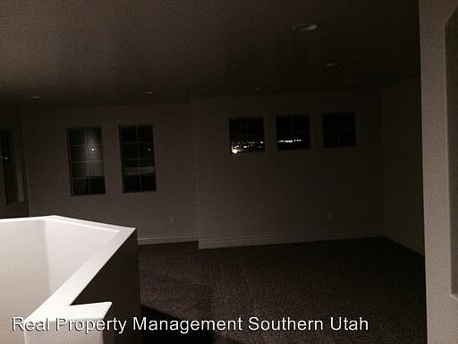 5th image of 2896 E Carmine Dr