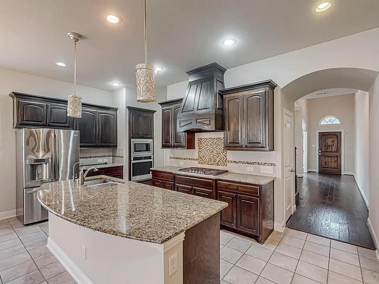 6723 Capistrano St — Photo 12