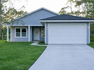 103 Long Rd, Interlachen, FL 32148