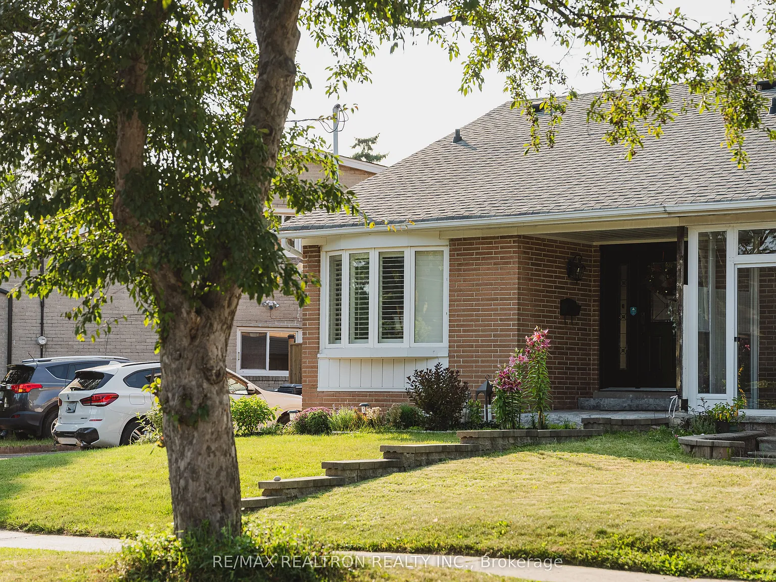 6 bed, $3,950 — Photo 2