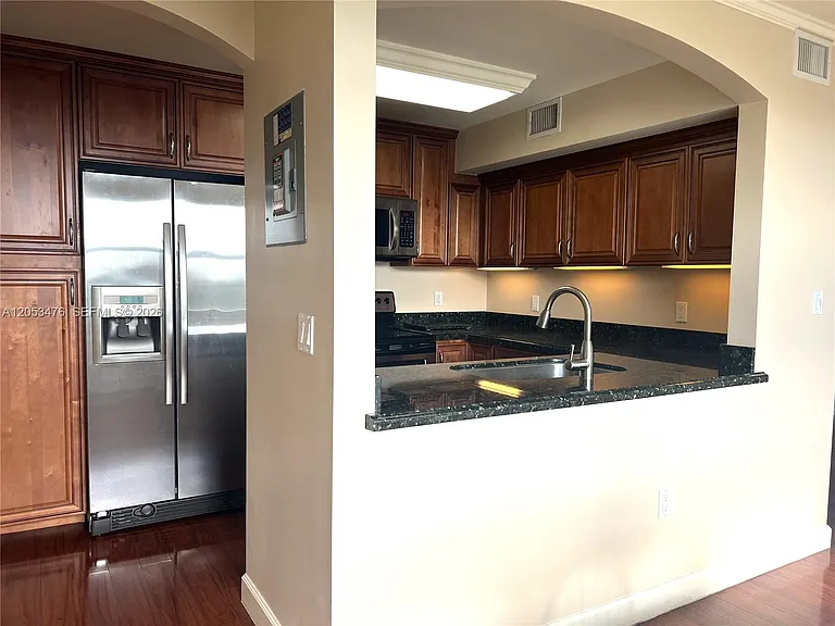9451 Evergreen Pl #407 — Photo 10