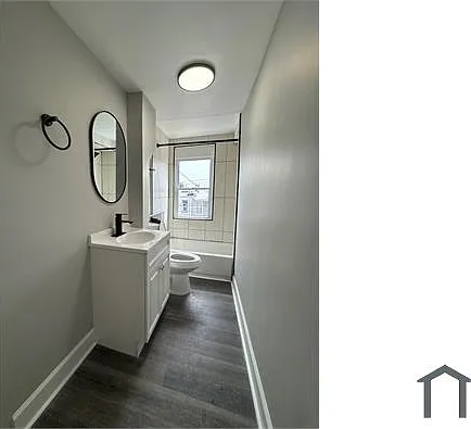 421 N Glover St — Photo 10