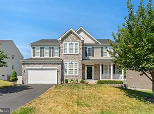 3255 Kira Ct, Triangle, VA 22172