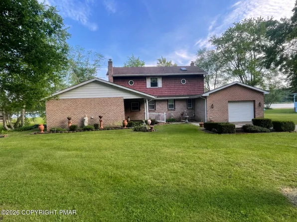 1551 Lakeview Dr, White Haven, PA 18661