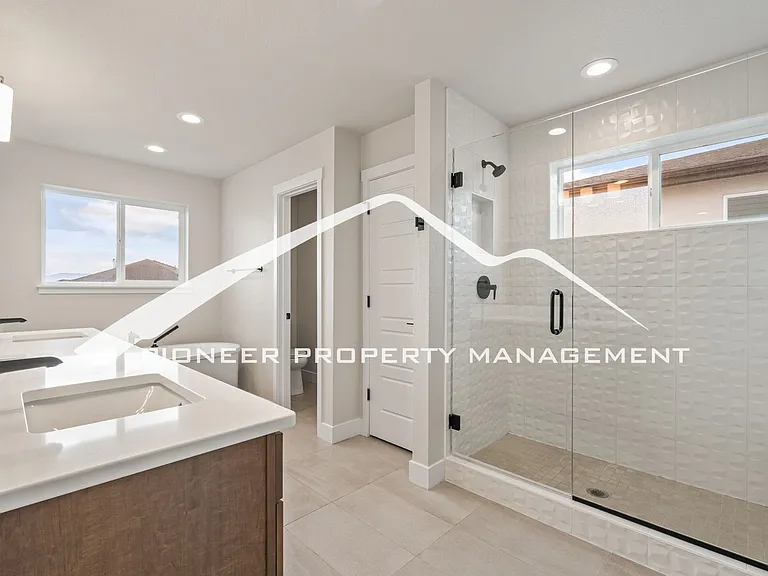 9304 Bugaboo Dr — Photo 24