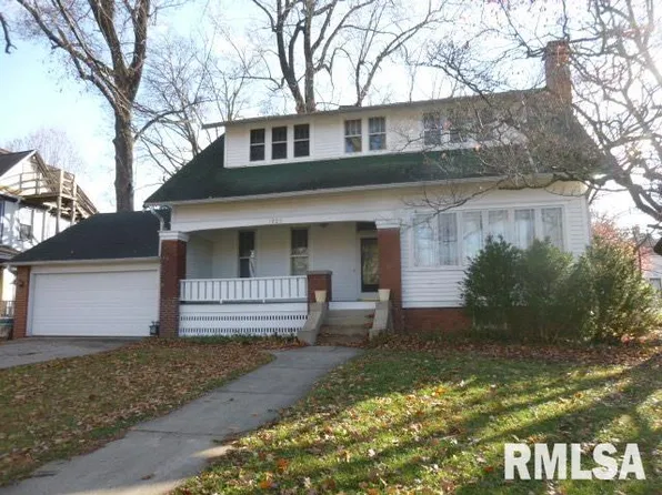 1225 W College Ave, Jacksonville, IL 62650
