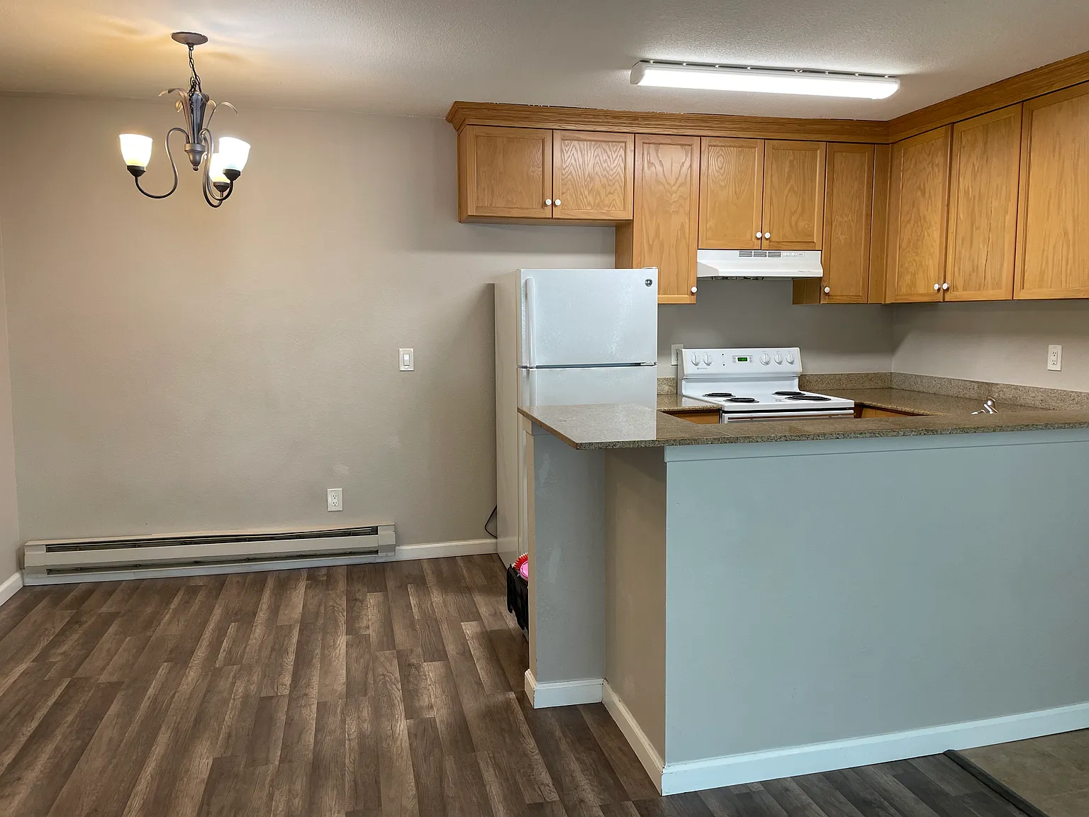 2 bed, 736 sqft, $1,780 — Photo 3