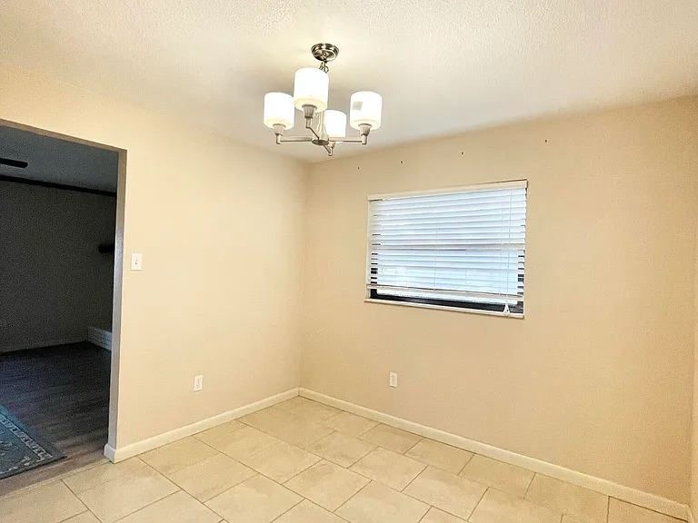 3025 Briarwood Ln — Photo 22