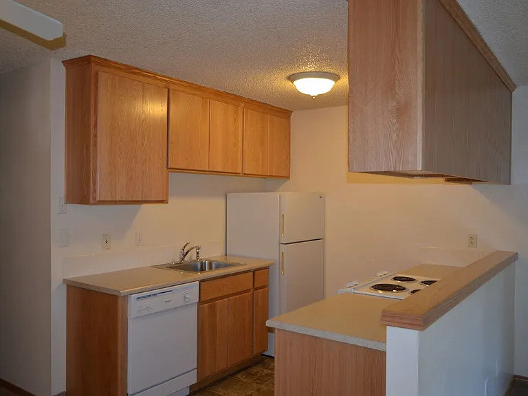 Jefferson Square Apartments — Photo 3