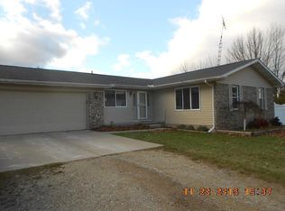 6275 Henderson Rd, Columbiaville, MI 48421