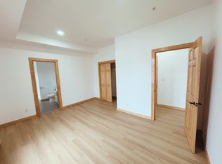 24 Grant St #3, Burlington, VT 05401