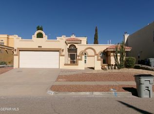 7005 Black Ridge Dr, El Paso, TX 79912