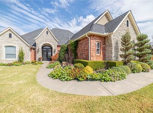 226 Brandon Cir, Goldsby, OK 73093