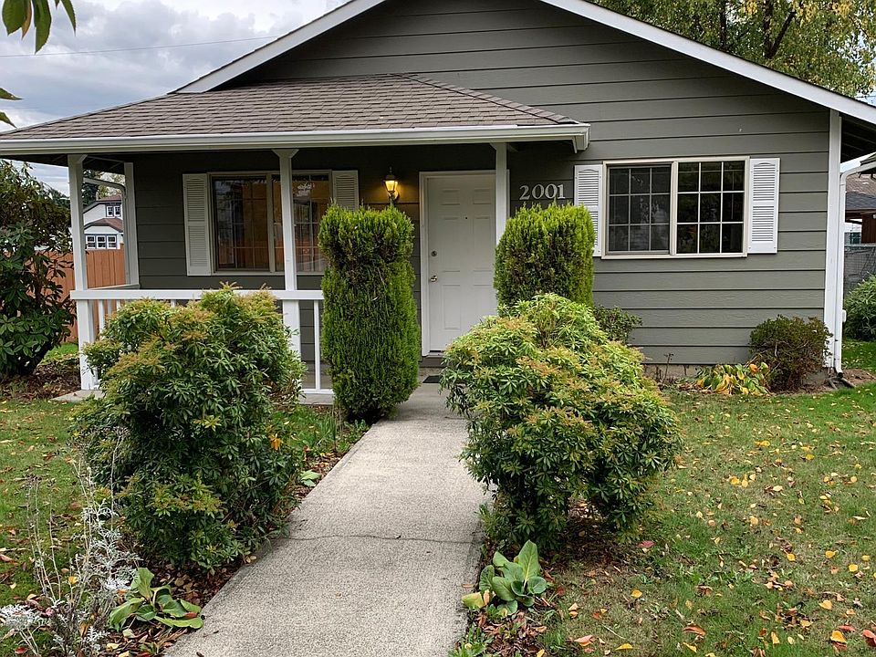 Cute on story home in residential neighborhood of North Everett!