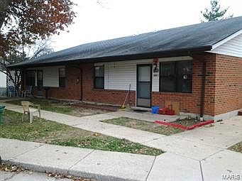 1st image of 875 Bonnie Dr