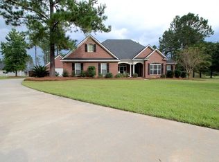 7352 Twisted Oak Cir, Hahira, GA 31632
