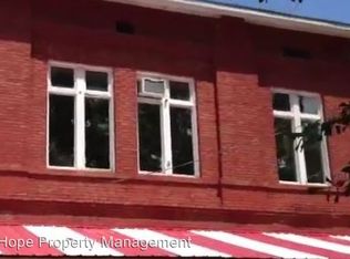 16 Grant St, Grantville, GA 30220