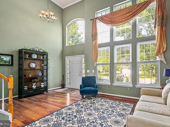 4th image of 21332 Marsh Creek Dr