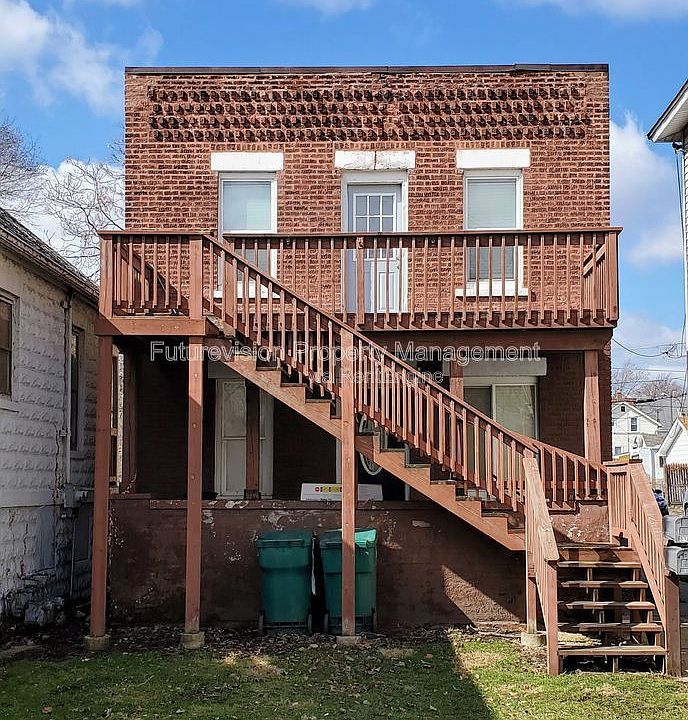 1st image of 837 N Broadway St APT 1