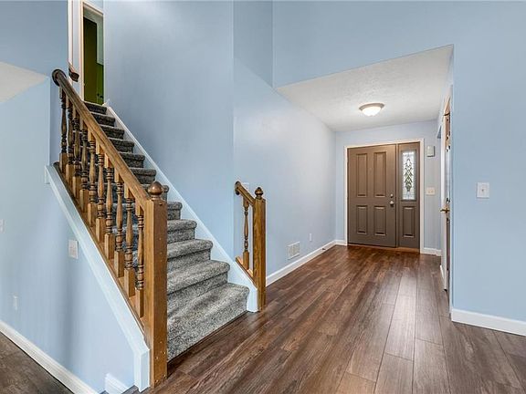 2nd image of 6654 Laurel Ln #145