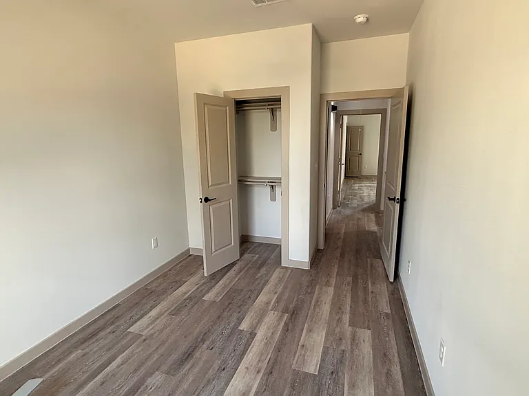 517 Wafer St #A — Photo 6