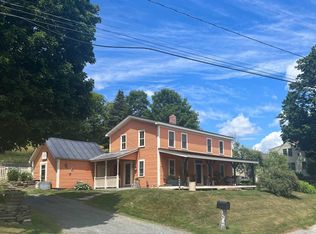 7873 Pomfret Rd, North Pomfret, VT 05053