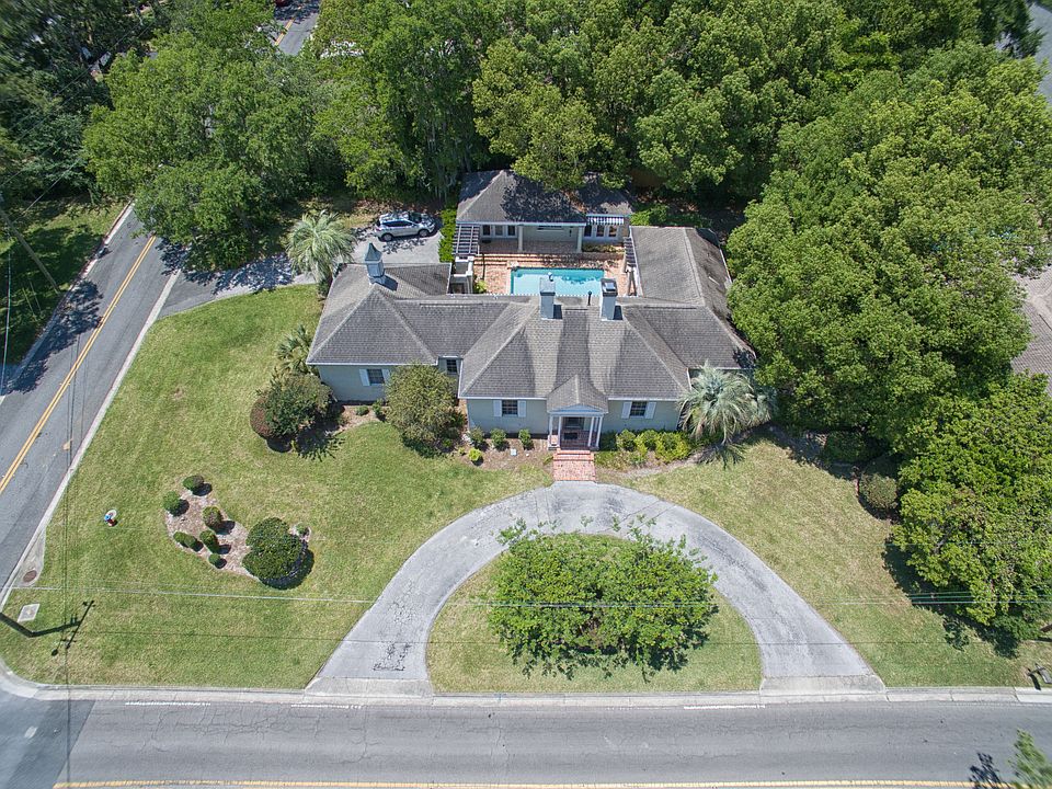 1st image of 1424 SE 14th Ave
