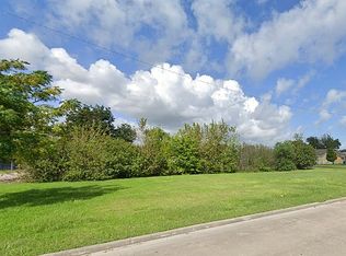 709 8th Ave N, Texas City, TX 77590