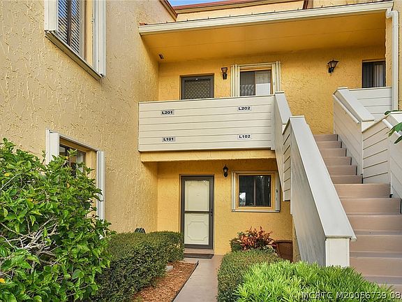 4th image of 5303 SE Miles Grant Rd APT L101
