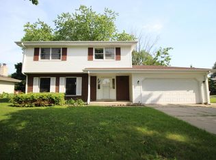 10059 W Arch Ave, Milwaukee, WI 53224