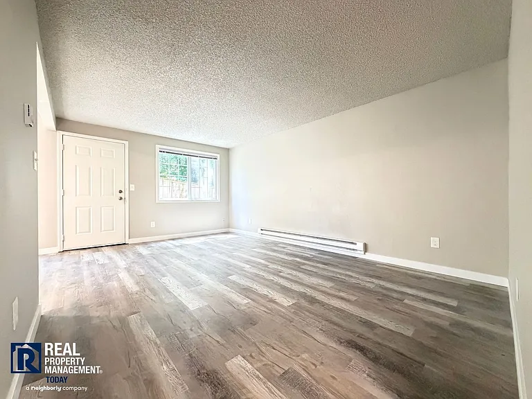 630-632 S State St Tacoma — Photo 27