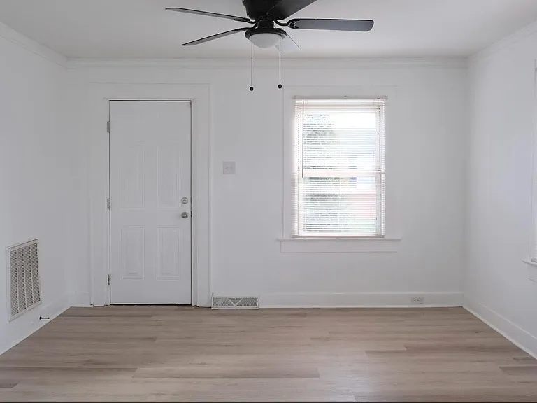 3038 Melita Ave — Photo 3