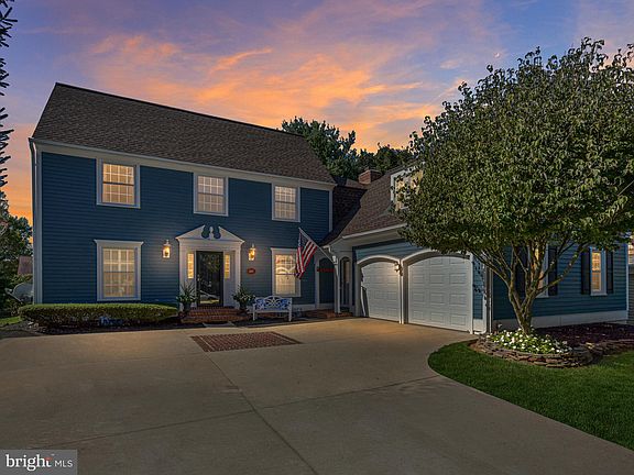 4th image of 127 Upshire Cir