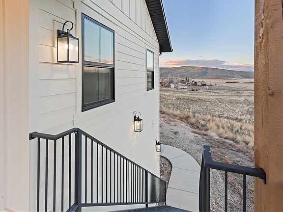 5th image of 2920 W Temple Canyon Rd