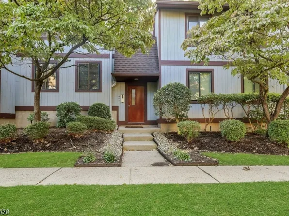 50 Rock Rd #B10, Hawthorne Boro, NJ 07506
