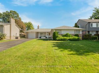 22 Greystone Cres, Brampton, ON L6Y 2B3