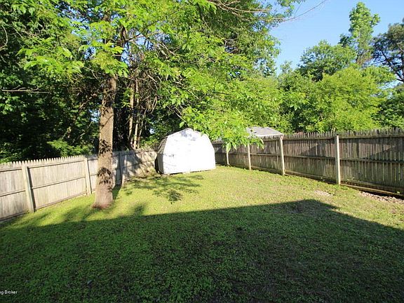 2005BACKYARD