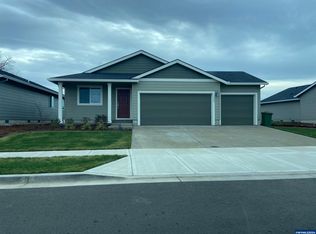 1362 Lana Dr, Woodburn, OR