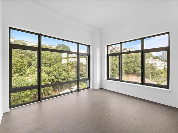 143 Old River Road image 35 of 47